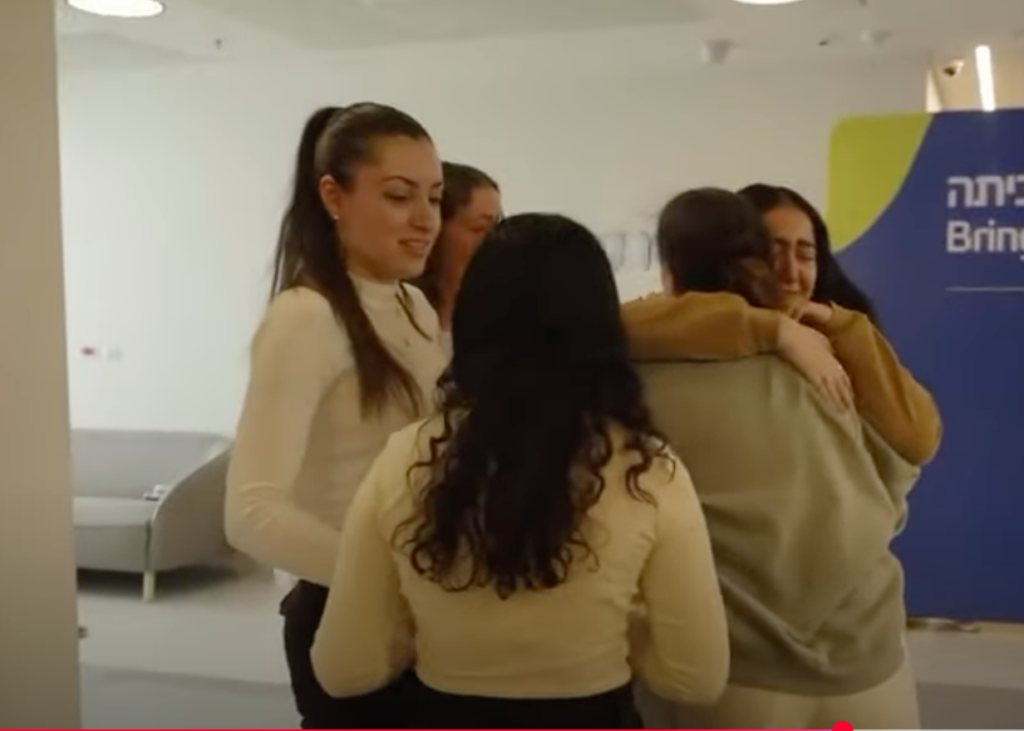four released IDF lookouts reunite with Agam Berger (X screenshot)