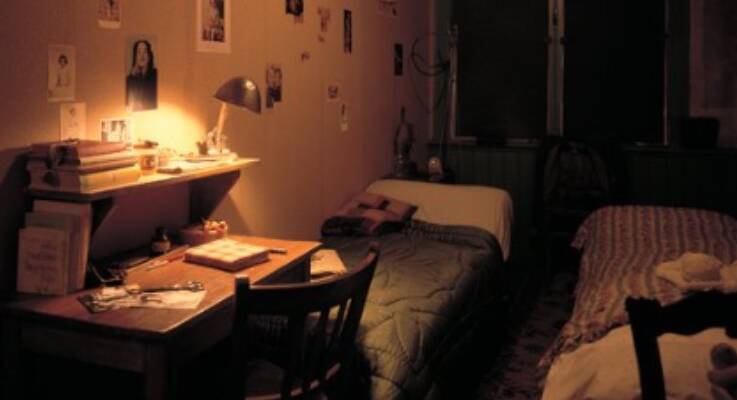 anne frank exhibit