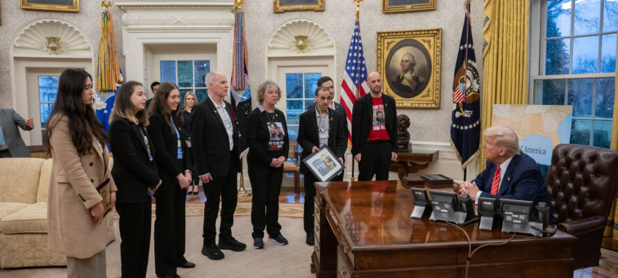 trump hostages