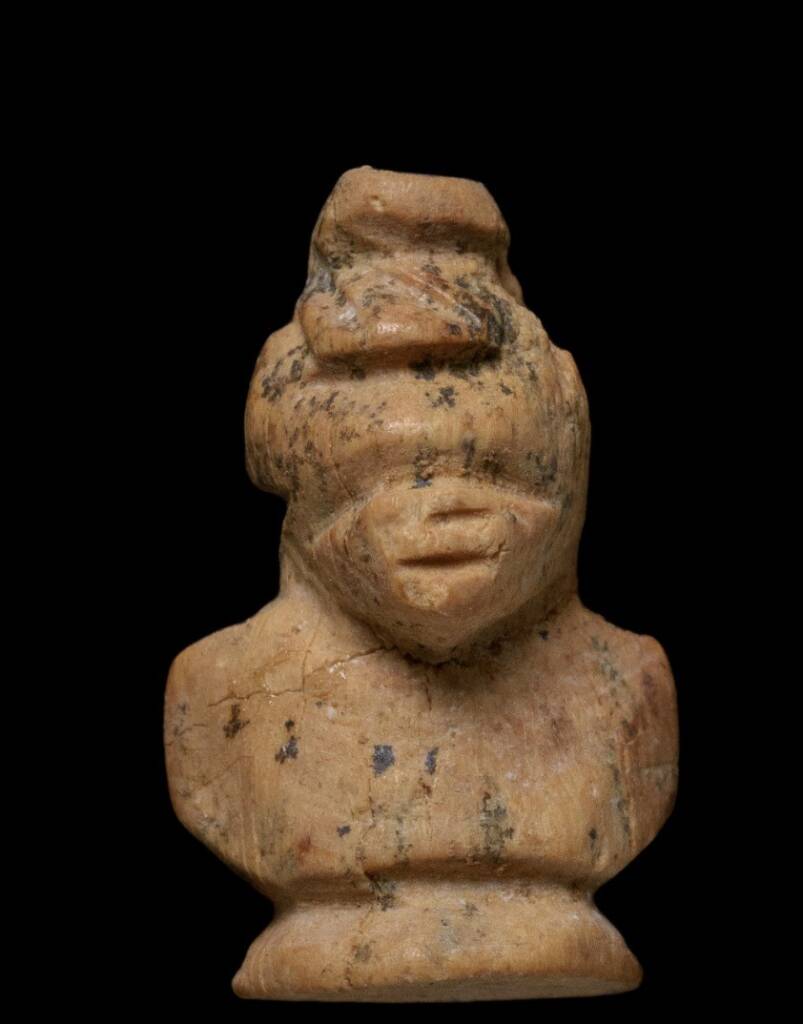 figurine
