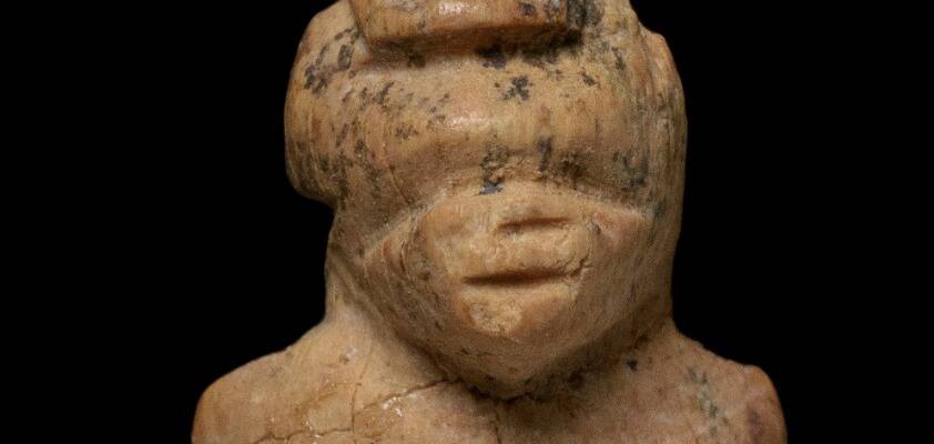 figurine