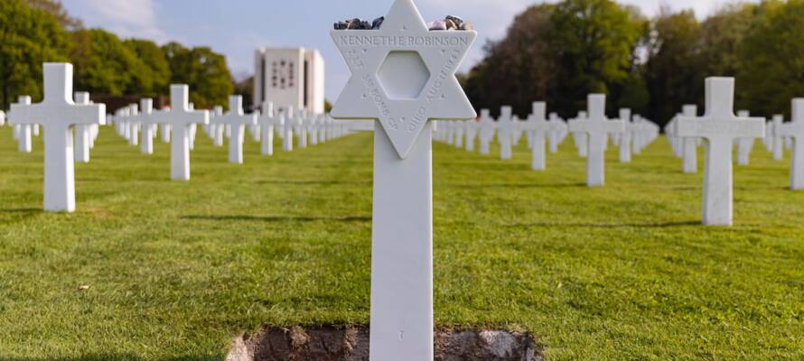 Star of David headstone