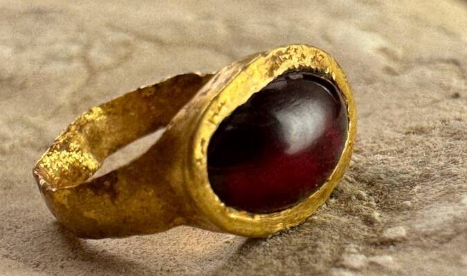 gold ring
