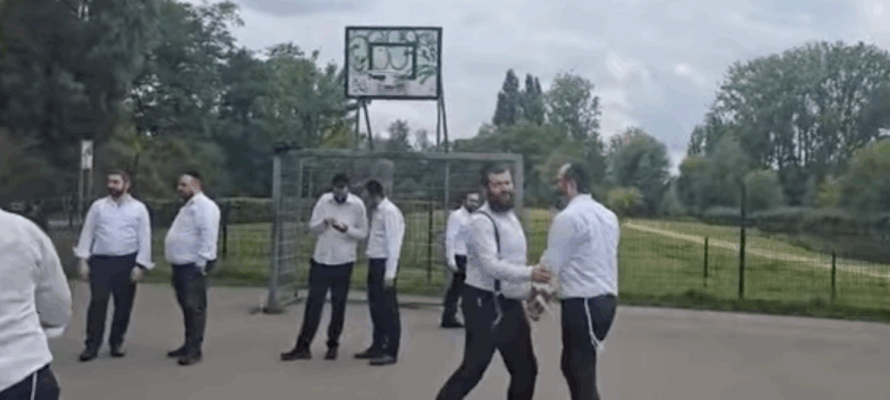 Orthodox rabbis learn Krav Mega