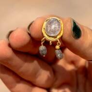 Pearl earring