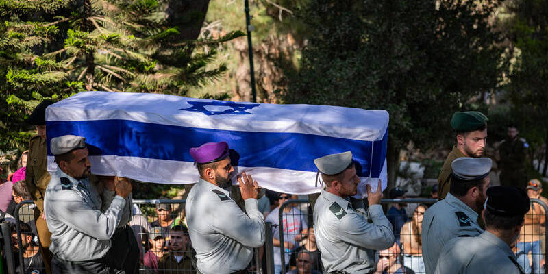 Efi Feldbaum funeral
