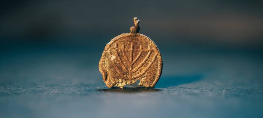 Menorah pendant