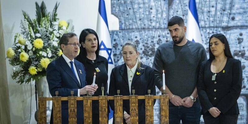 herzog chanukah