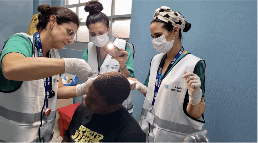 Hadassah volunteers