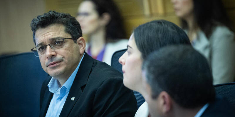 Amichai Chikli