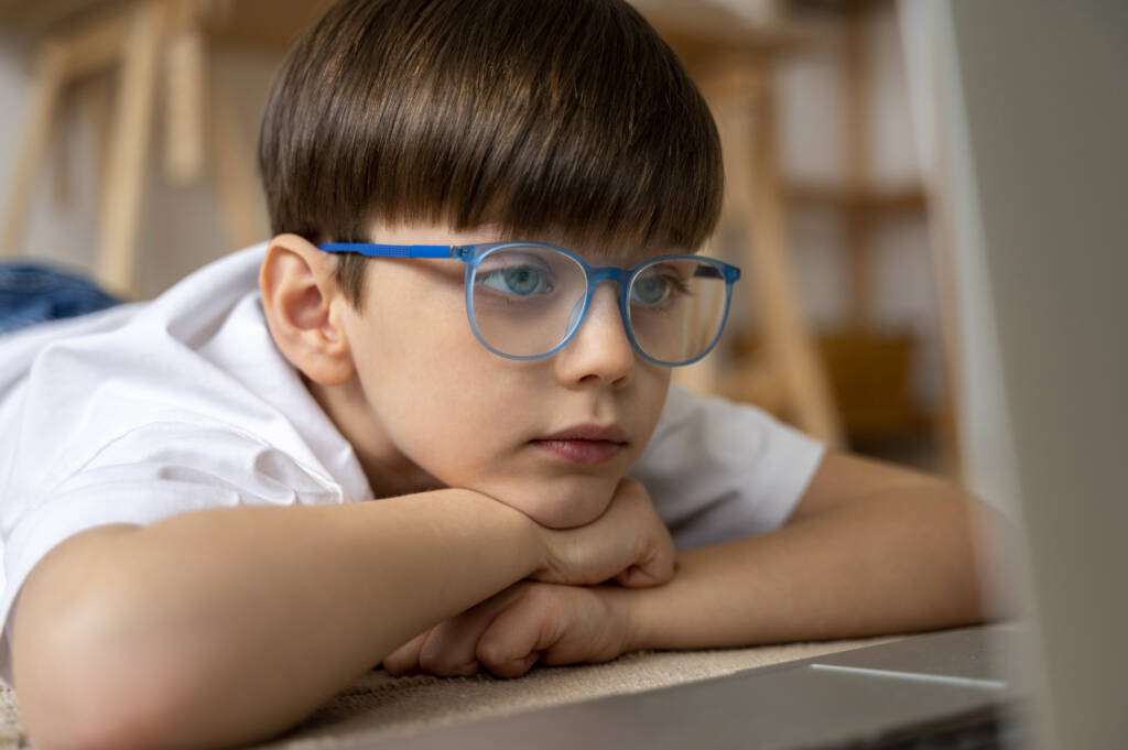 nearsightedness in kids