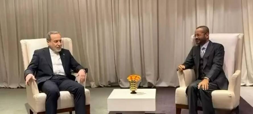 Iranian Foreign Minister Abbas Araghchi meets in Geneva with Omani Foreign Minister Badr Albusaidi.