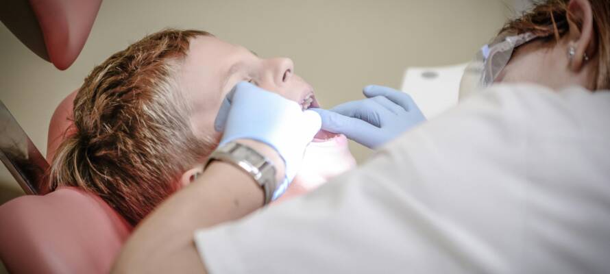kid at dentist