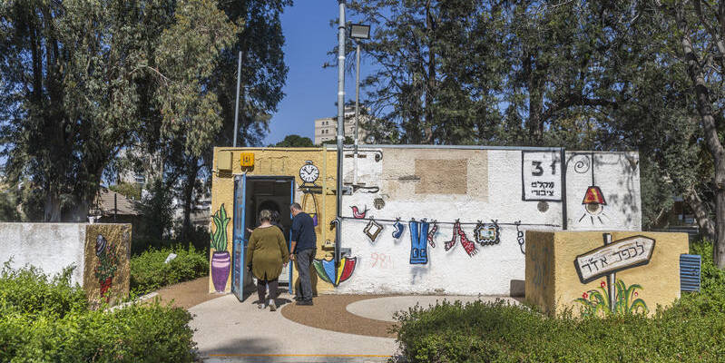 Bomb shelter