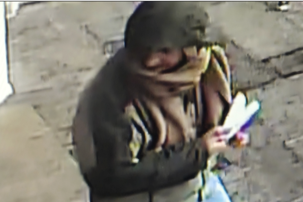Man assaulting congregant at Toronto synagogue
